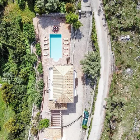 Poseidon Lefkada Villa Nikiána